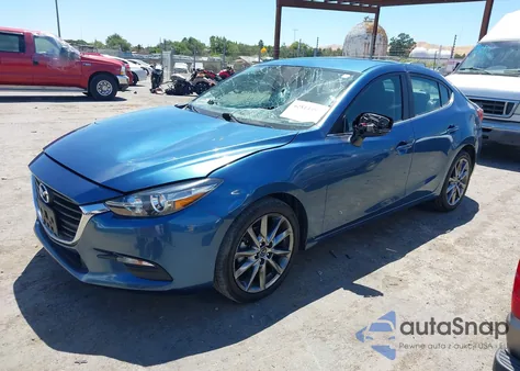 2018 Mazda Mazda3 Touring z USA, uszkodzony, nr VIN 3MZBN1V33JM204161
